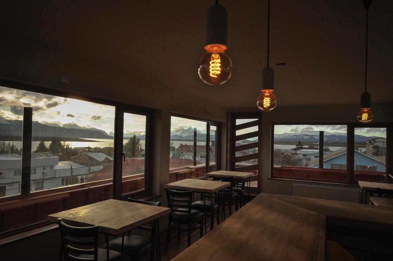 Hotel Vendaval Puerto Natales Kültér fotó