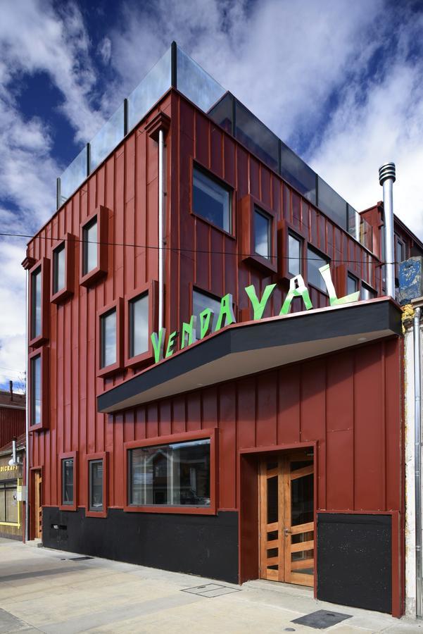 Hotel Vendaval Puerto Natales Kültér fotó