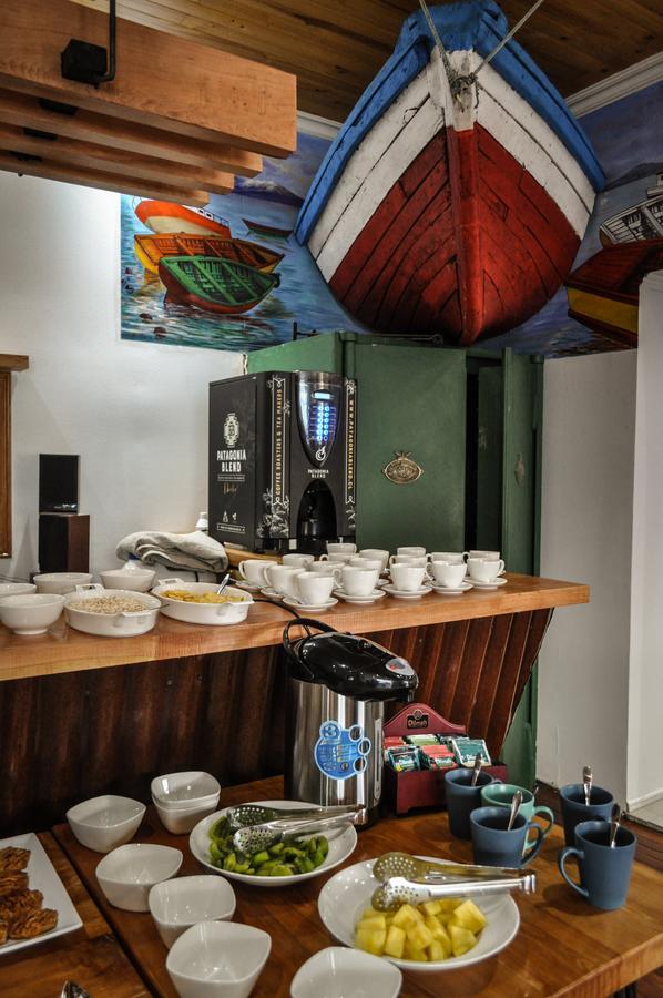 Hotel Vendaval Puerto Natales Kültér fotó